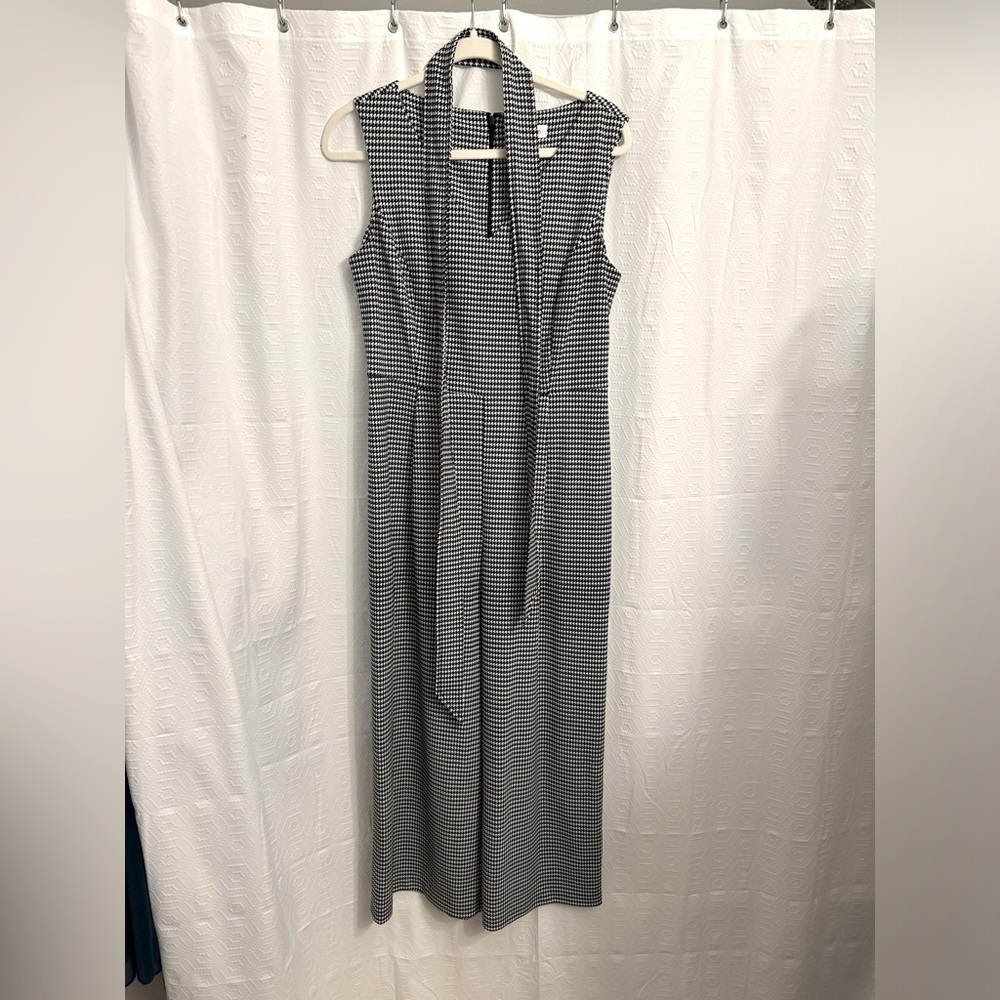 Calvin Klein Houndstooth Wide Leg Jumpsuit. Size 10 Black and White